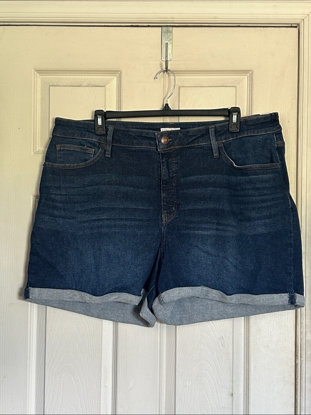 NWT Ava & Viv dark wash high rise midi denim short size 22W